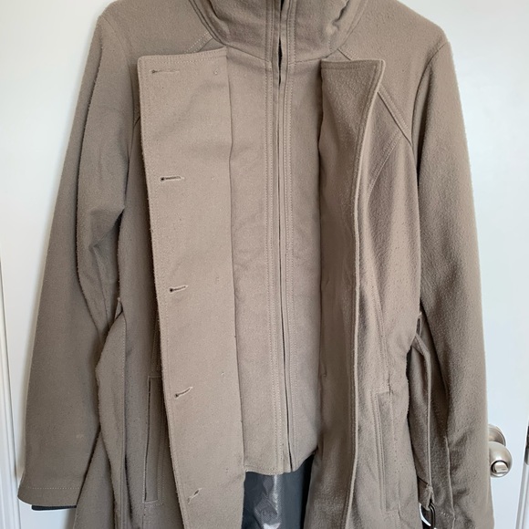 Tan Columbia Coat - Picture 3 of 6